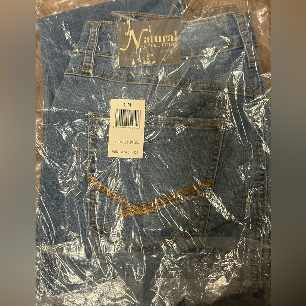 Cabela’s Natural Reflections Classic Blue Slim Jeans New Size 12 Petite
